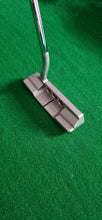 Load image into Gallery viewer, Titleist Scotty Cameron Select Newport 2.5 Putter 34" with Cover
