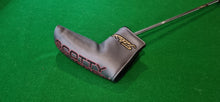 Load image into Gallery viewer, Titleist Scotty Cameron Select Newport 2.5 Putter 34" with Cover