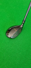 Load image into Gallery viewer, Cobra F-Max Offset 3 Hybrid 19° Stiff