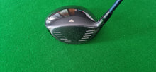 Load image into Gallery viewer, Titleist 917 D3 Driver 9.5° Stiff with Cover