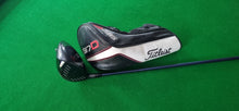 Load image into Gallery viewer, Titleist 917 D3 Driver 9.5° Stiff with Cover
