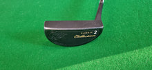 Load image into Gallery viewer, Cleveland Classic Collection 2 Putter 35" with Cover