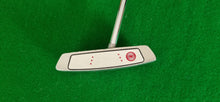 Load image into Gallery viewer, Odyssey White Hot XG #8 Putter 35" with Cover