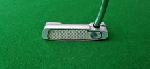 Load image into Gallery viewer, Odyssey Works Versa 1W Putter 35" with Cover