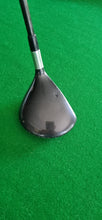 Load image into Gallery viewer, Titleist 980F Fairway 3 Wood 15° Stiff