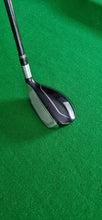 Load image into Gallery viewer, TaylorMade Rescue 3 Hybrid LH 19° Senior