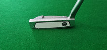 Load image into Gallery viewer, Odyssey White Ice 9 Putter 35" with Cover