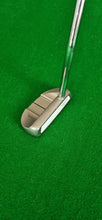 Load image into Gallery viewer, Odyssey White Hot #5 Putter 36"