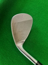 Load image into Gallery viewer, Mizuno JPX Lob Wedge 60° Regular