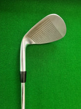 Load image into Gallery viewer, Mizuno JPX Lob Wedge 60° Regular