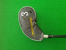 Load image into Gallery viewer, Cleveland Quadpro Launch Driving Iron 15° Stiff with Cover
