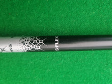 Load image into Gallery viewer, Cleveland Quadpro Launch Driving Iron 15° Stiff with Cover