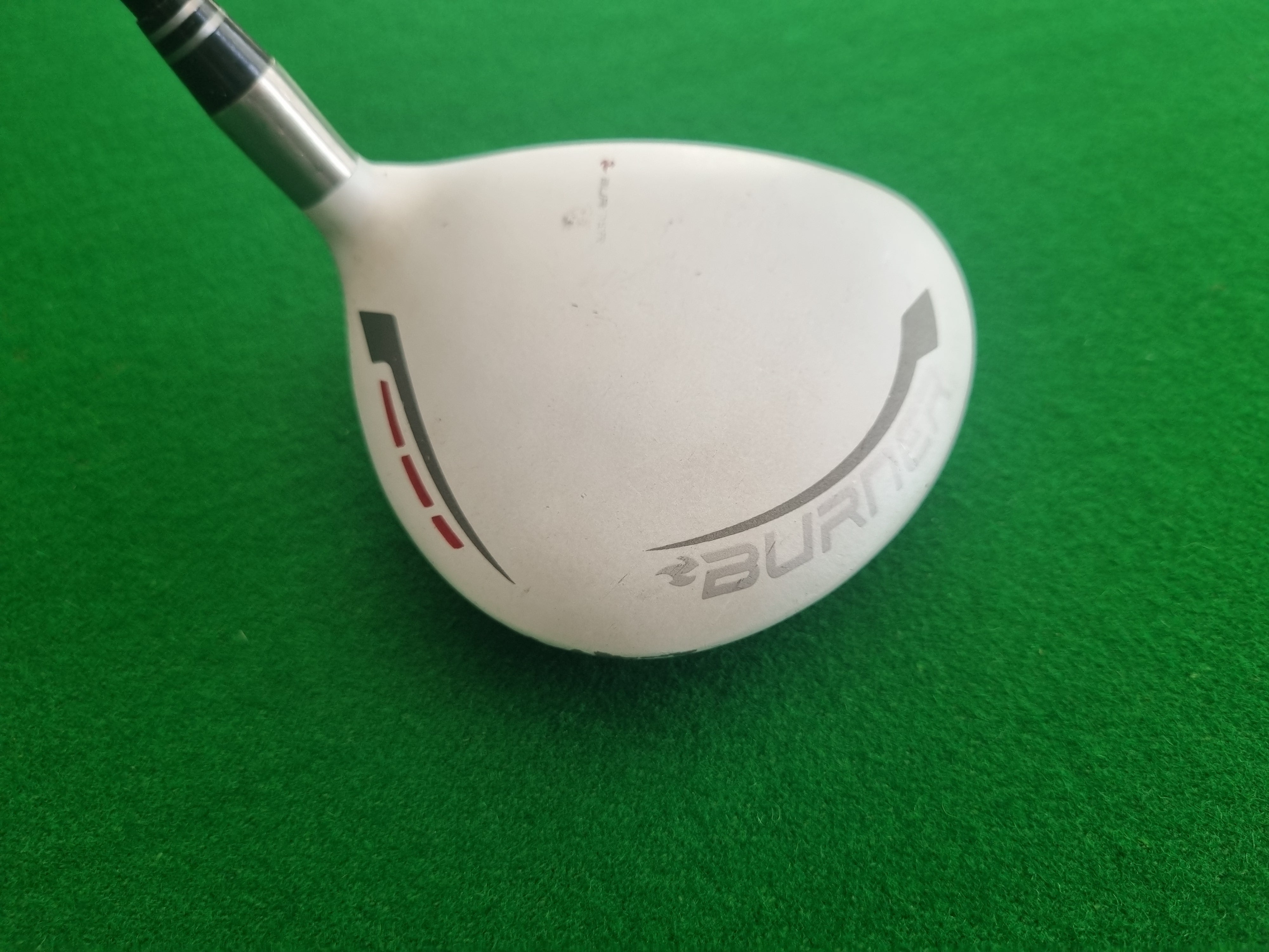Bois 3 TaylorMade Burner SuperFast 2.0 15* Pour Femmes - Graphite Souple, 42,75 Pouces, Occasion En Bon état