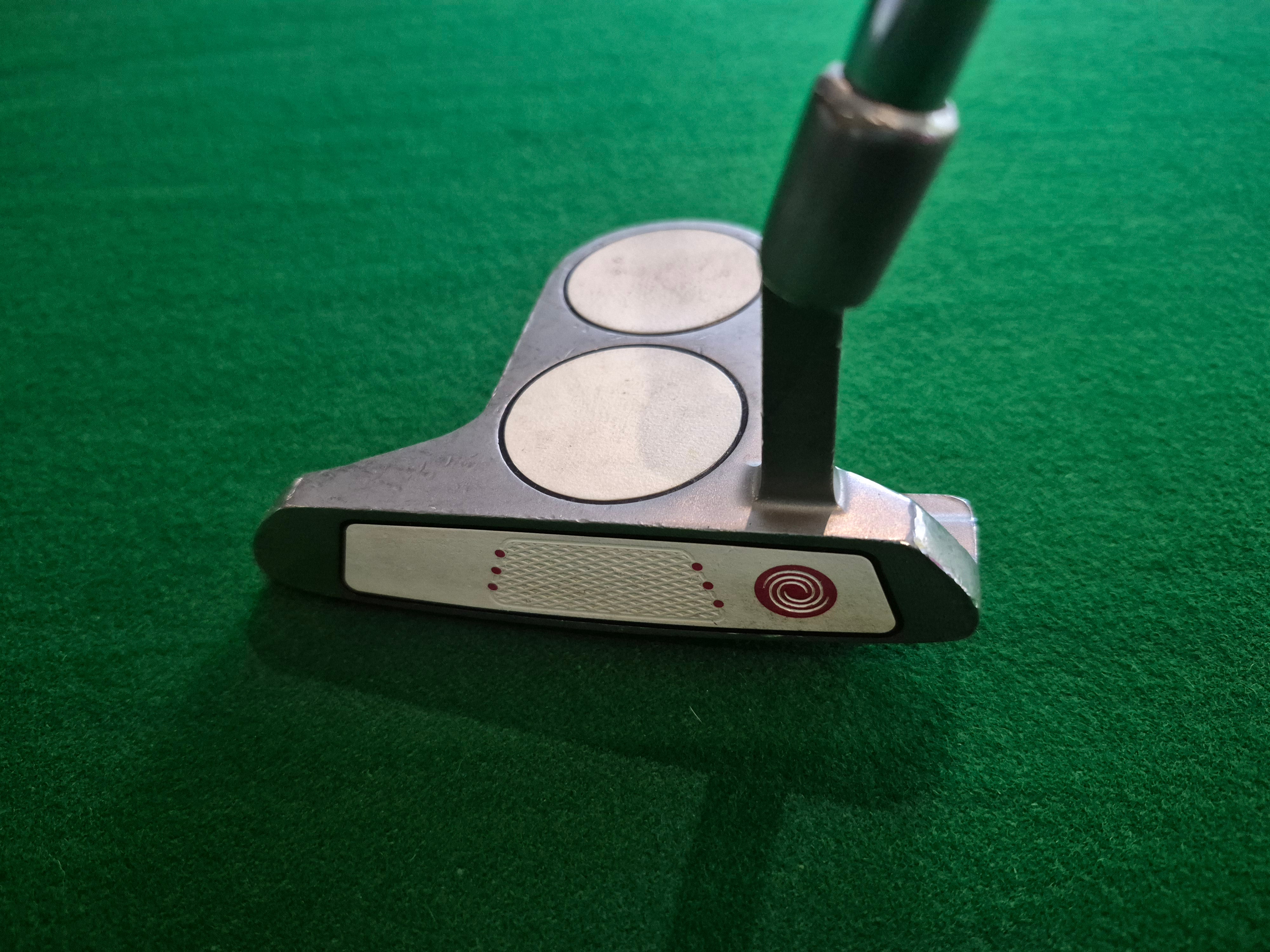 Odyssey White Hot XG 2-ball Blade Putter 35