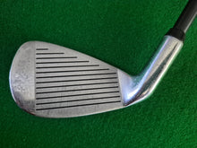 Load image into Gallery viewer, Fearless Kids Junior Full Golf Set 4 - 6 Years, 2 x Woods, 3 x Irons, Putter and Stand Bag