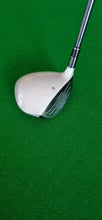 Load image into Gallery viewer, TaylorMade R7 CGB Max Ladies 5 Wood
