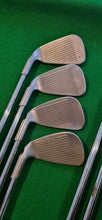 Load image into Gallery viewer, Ping i15 Irons 4 - PW Black Dot Stiff
