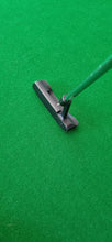 Load image into Gallery viewer, Cleveland Classic Collection 1 Putter 35&quot;
