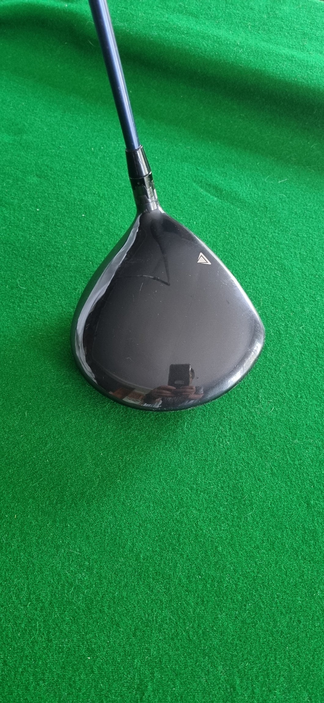 Titleist 917 D3 Driver 9.5° Stiff with Cover
