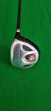 Load image into Gallery viewer, Wilson Staff FYbrid Fairway 3 Wood 15° Regular with Cover
