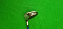 Load image into Gallery viewer, Titleist 904F Fairway 5 Wood 19° Regular with Cover
