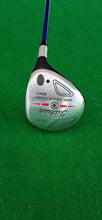 Load image into Gallery viewer, Titleist 904F Fairway 3 Wood 15° Regular with Cover
