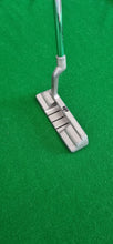 Load image into Gallery viewer, Spalding Putter 36&quot;
