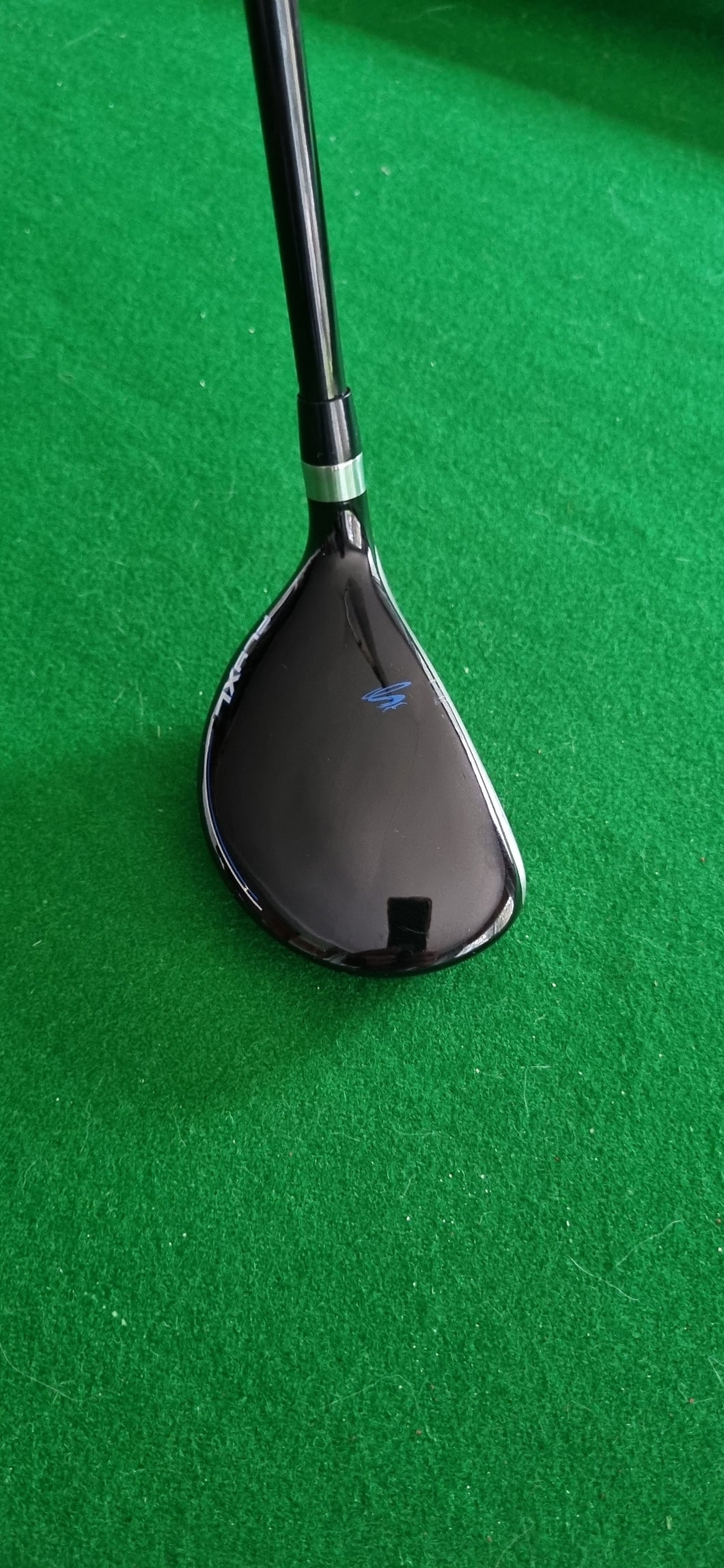 Cobra Fly XL Hybrid Junior 20° Regular with Cover