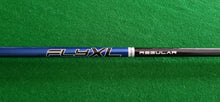 Load image into Gallery viewer, Cobra Fly XL Hybrid Junior 20° Regular with Cover
