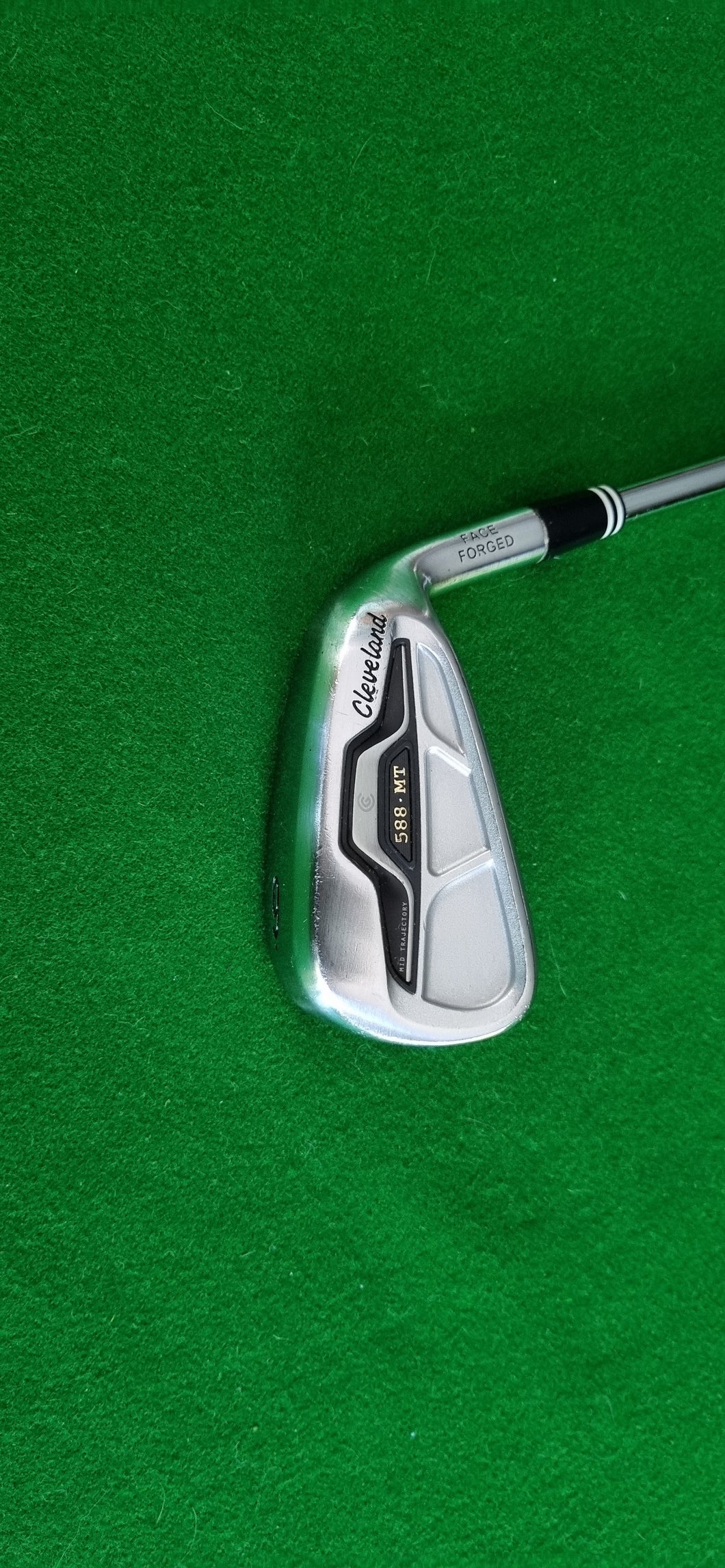 Cleveland 588 MT Face Forged 9 Iron Stiff