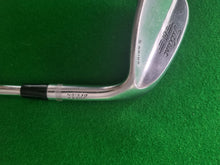 Load image into Gallery viewer, Titleist BV SM5 S Grind Sand Wedge 54°
