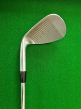 Load image into Gallery viewer, Mizuno JPX Lob Wedge 60° Regular
