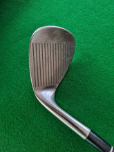 Load image into Gallery viewer, Cleveland CG14 Sand Wedge 56°
