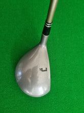 Load image into Gallery viewer, Nicklaus The Bear 5 Wood Stiff

