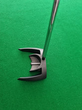 Load image into Gallery viewer, Ping Scottsdale Pickemup B 44&quot; Armlock Putter with Cover

