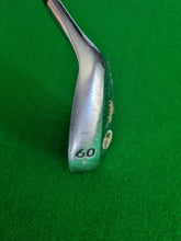 Load image into Gallery viewer, Cleveland REG 588 Tour Zip Grooves Lob Wedge 60°
