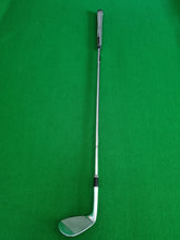 Load image into Gallery viewer, Cleveland REG 588 Tour Zip Grooves Lob Wedge 60°
