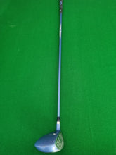 Load image into Gallery viewer, LPGA La Femme Ladies 5 Wood 21° with Cover
