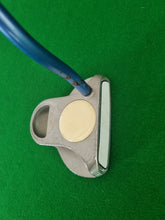 Load image into Gallery viewer, LPGA La Femme Ladies Putter 34&quot;
