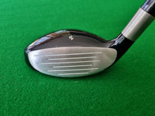Load image into Gallery viewer, TaylorMade Burner 4 Rescue Ladies Hybrid 22°

