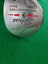 Load image into Gallery viewer, Titleist 904F Fairway 7 Wood 22° Regular with Cover
