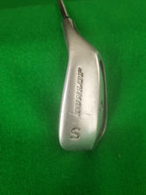 Load image into Gallery viewer, Dunlop DDH Sand Wedge Regular
