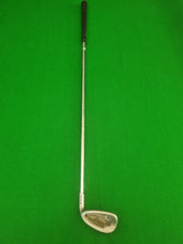 Load image into Gallery viewer, Ping i10 Pitching Wedge Black Dot Stiff
