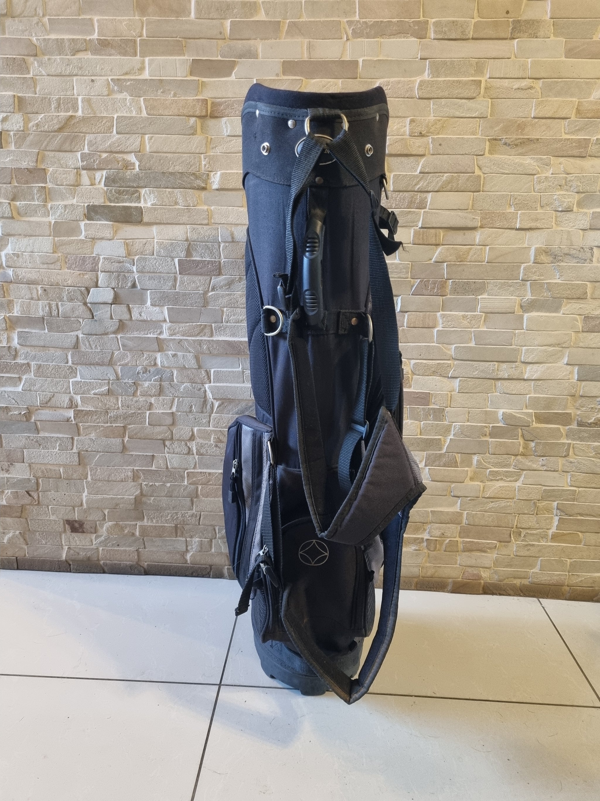 Spalding Golf Carry Stand Bag with Rain Cover – Golfers Market