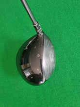 Load image into Gallery viewer, TaylorMade R9 Supertri Driver 10.5° Extra Stiff with Cover
