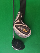 Load image into Gallery viewer, TaylorMade R9 Supertri Driver 10.5° Extra Stiff with Cover
