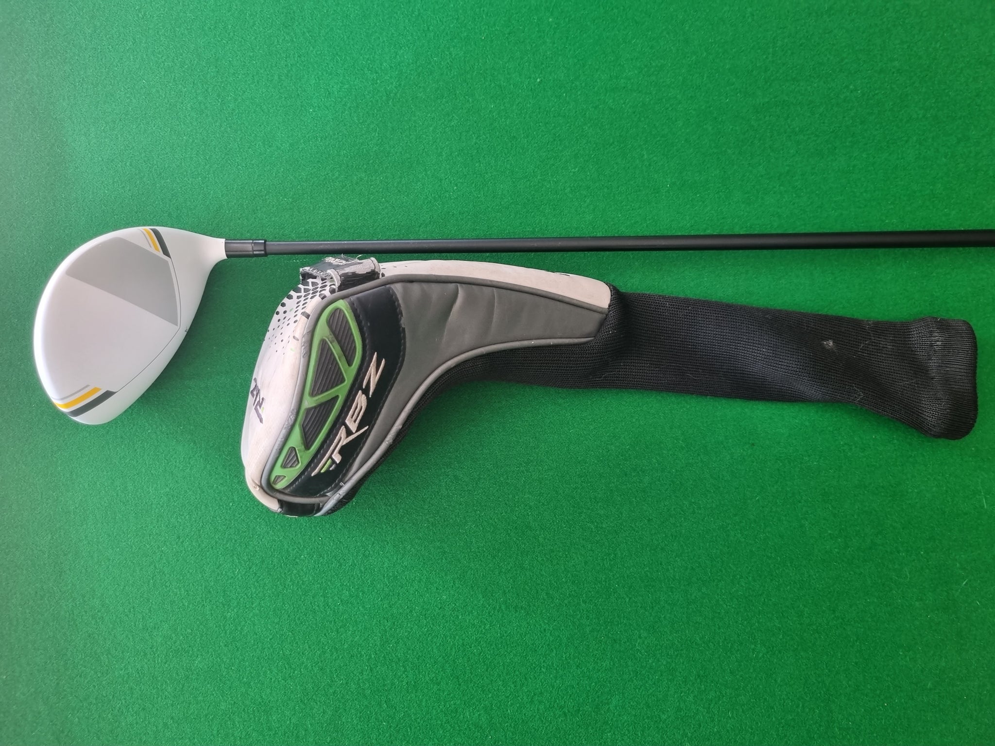 TaylorMade RBZ Stage 2 Driver 10.5° Regular with Cover – Golfers TaylorMade RBZ Stage 2 Driver 10.5° Regular with Cover – Golfers