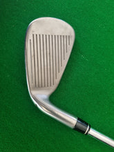Load image into Gallery viewer, TaylorMade RBladez 7 Iron Stiff
