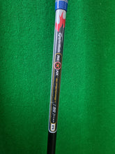 Load image into Gallery viewer, TaylorMade Burner 5 Wood 18° Regular with Cover
