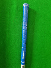 Load image into Gallery viewer, TaylorMade Burner 5 Wood 18° Regular with Cover
